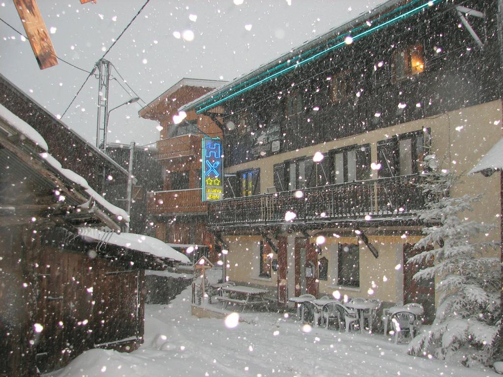 Hotel Le Lievre Blanc Vars  Buitenkant foto